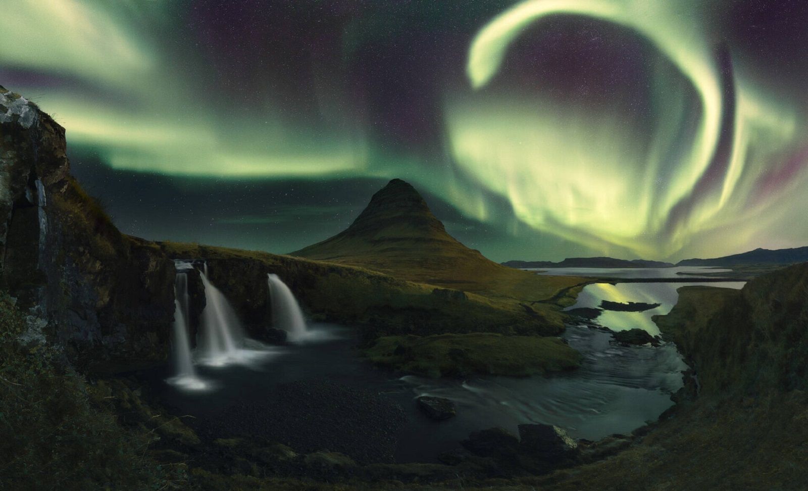 10 epic images from the Northern Lights Photographer of the Year Competition photo 26