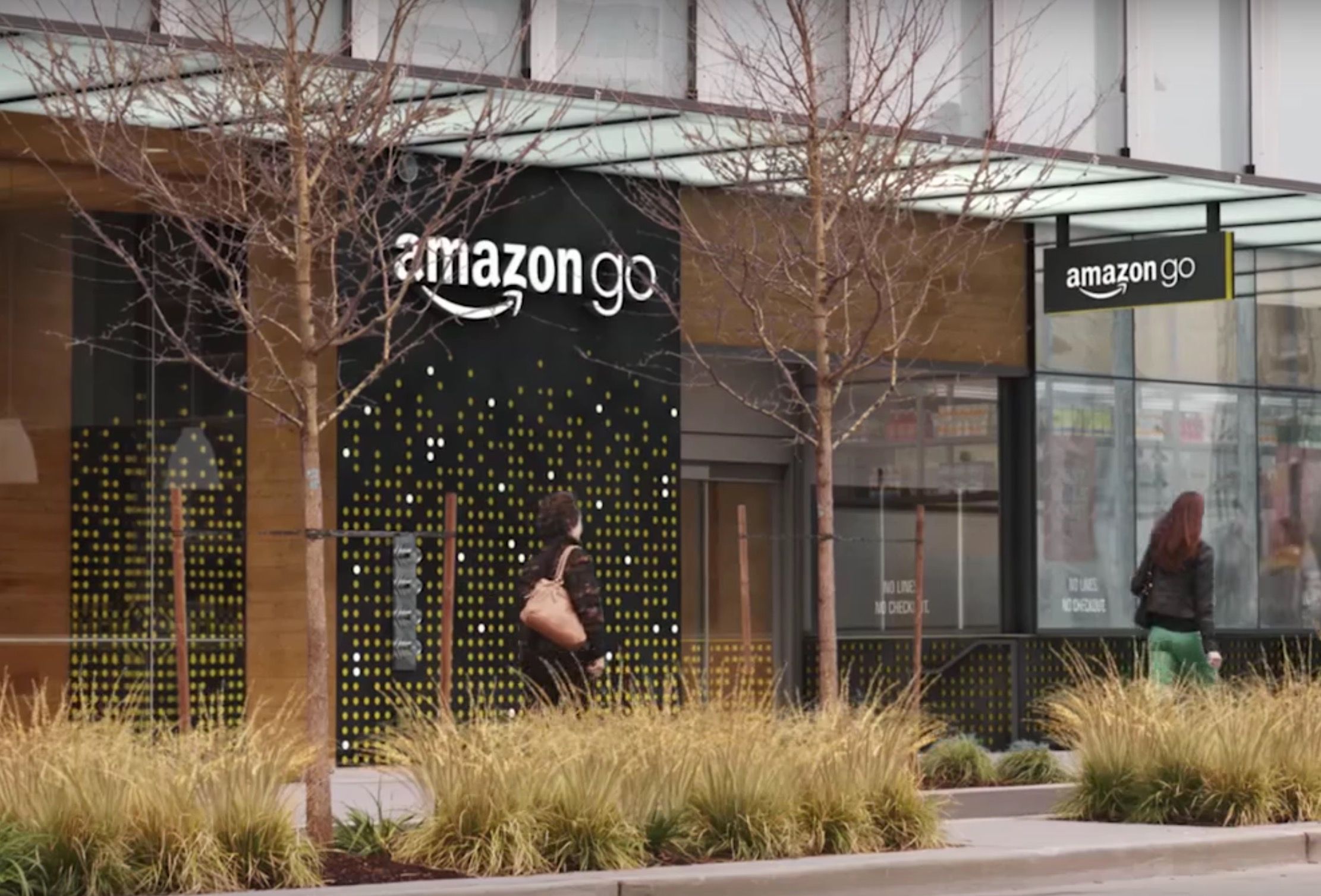 Amazon's Just Walk Out tech rolling out to Hudson airport stores photo 1