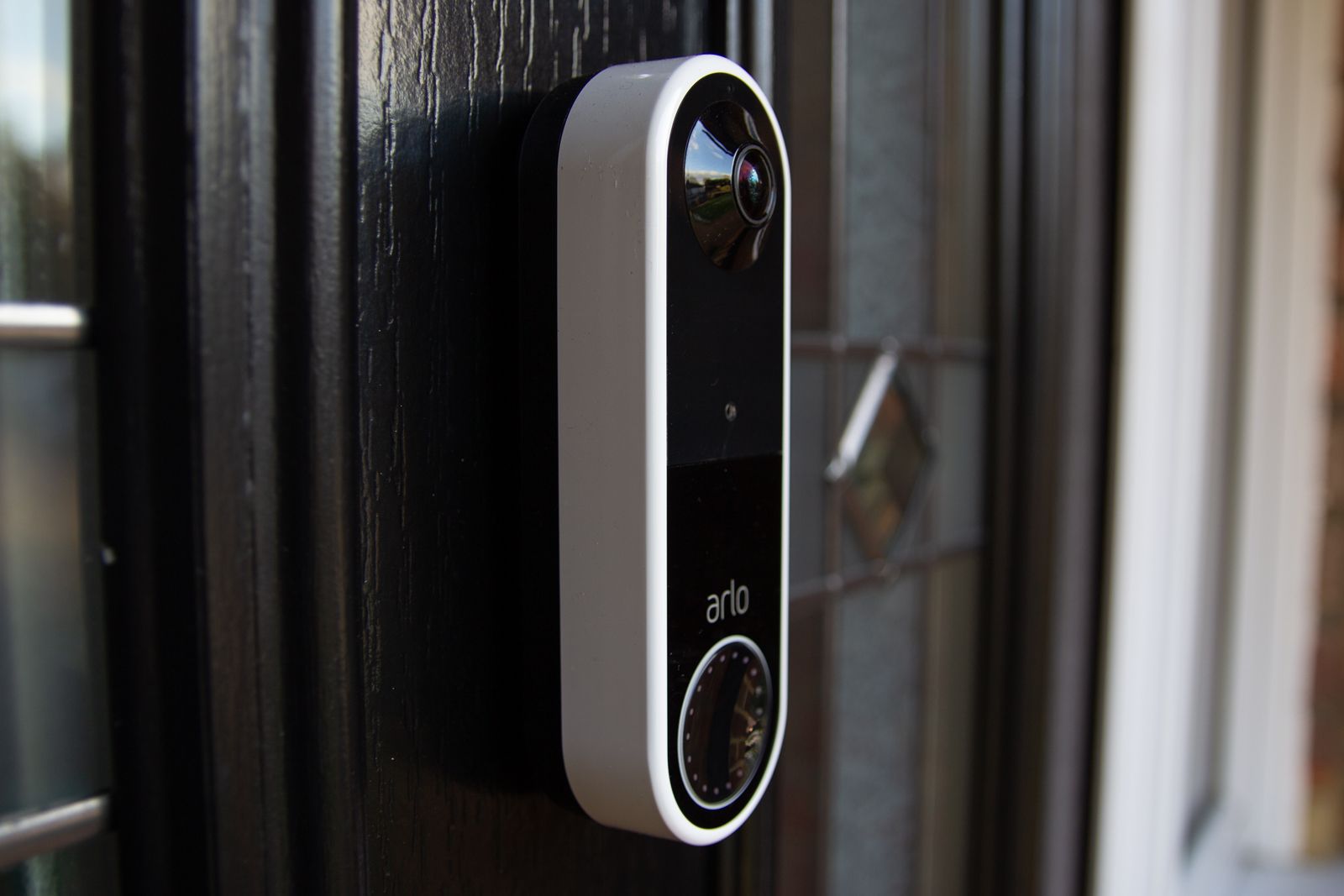 Arlo Essential Video Doorbell Wire-Free review photo 4