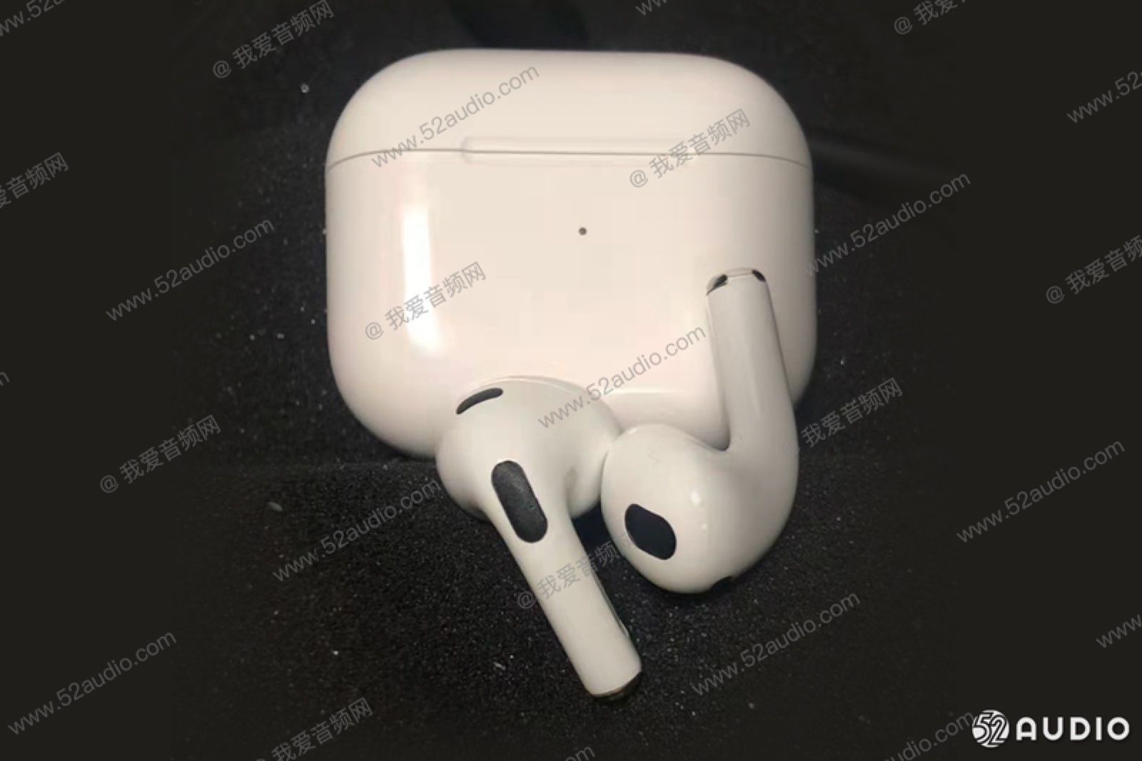 Are these our first glimpse of Apple's next AirPods? photo 1