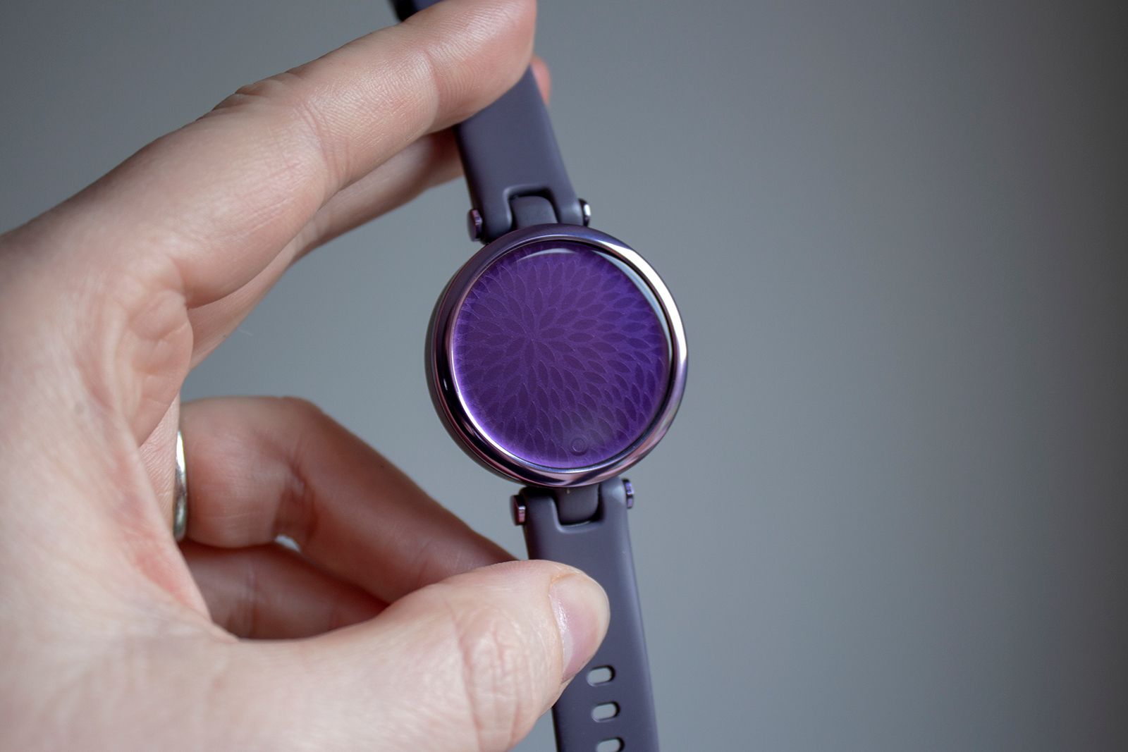Smartwatch Garmin Lily para mujer