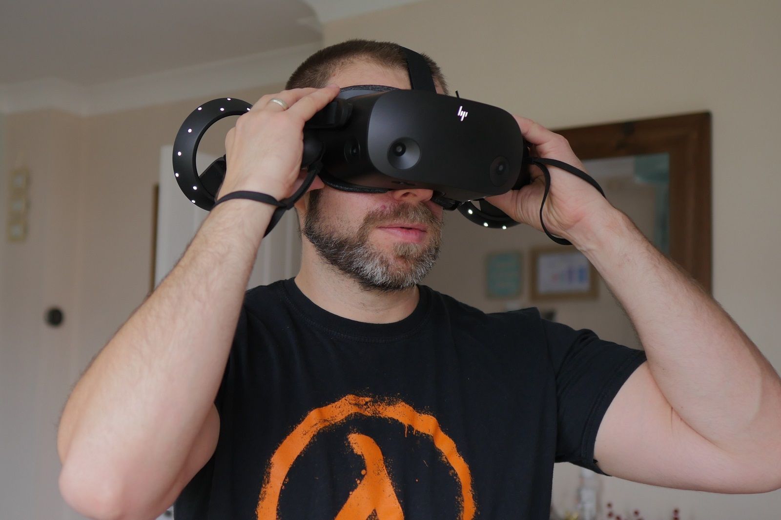 HP Reverb G2 VR headset review on head photo 3