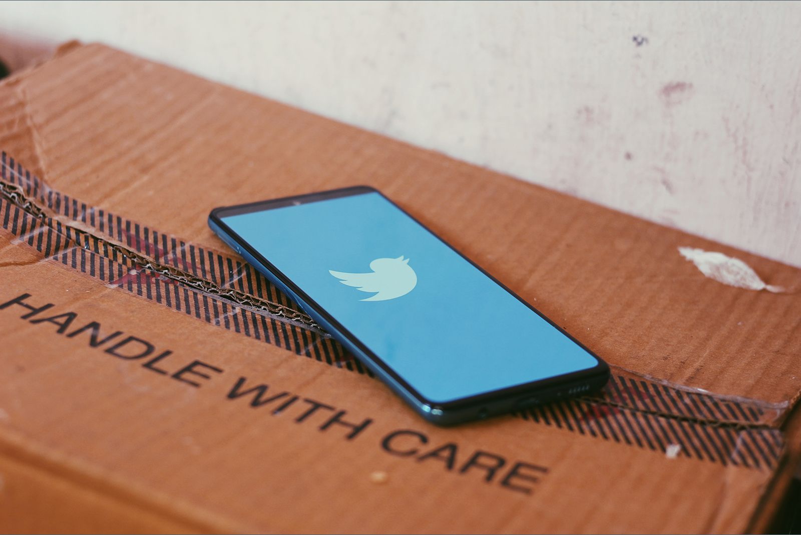Twitter’s 'undo' button for tweets leaks out photo 1