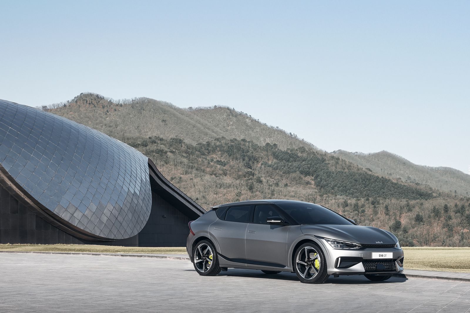 Kia EV6 GT's blistering electric speed will take your breath away photo 6