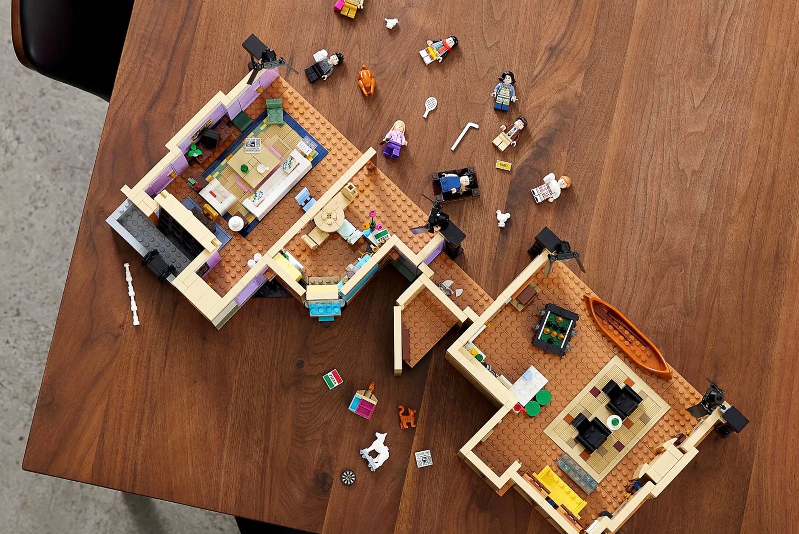 Lego recreates Friends TV show with 2,048-piece Apartments set photo 1