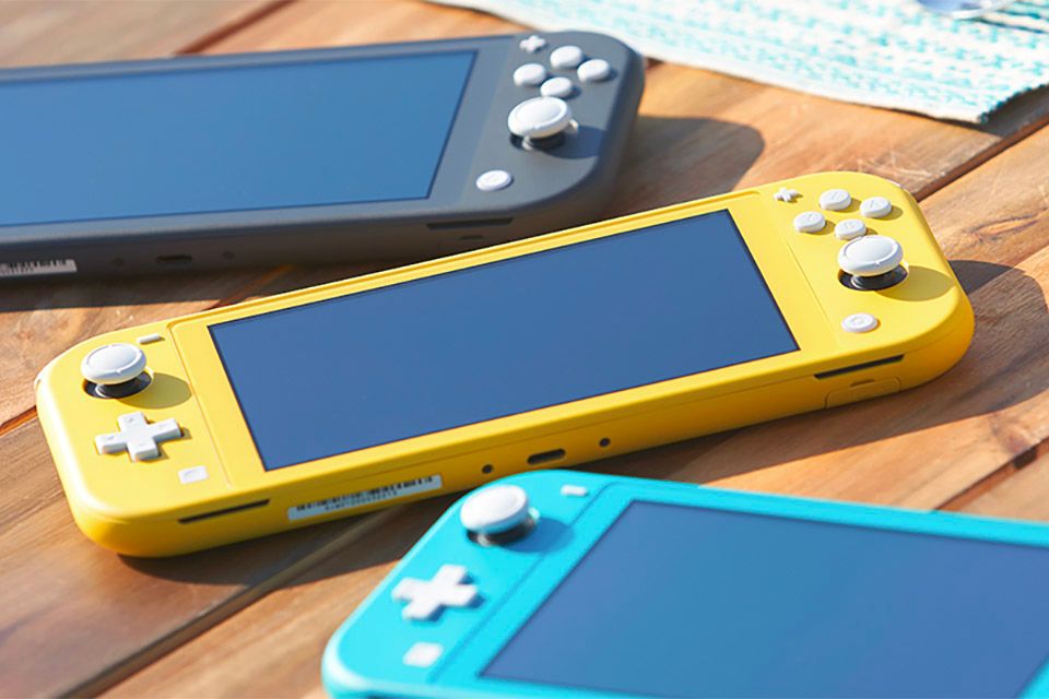 Best handheld video game consoles 2021: Get amazing games on the go photo 1