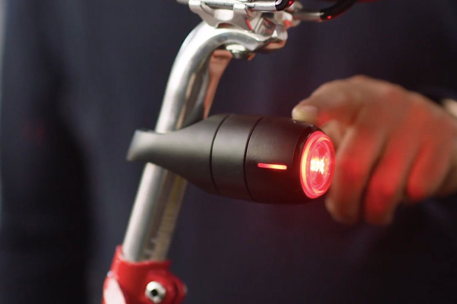 Vodafone Curve Bike Light GPS Tracker photo 1