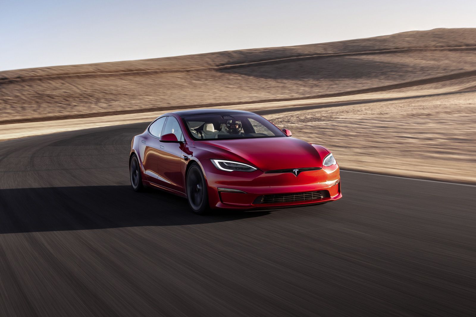 Tesla Model S Plaid photo 1