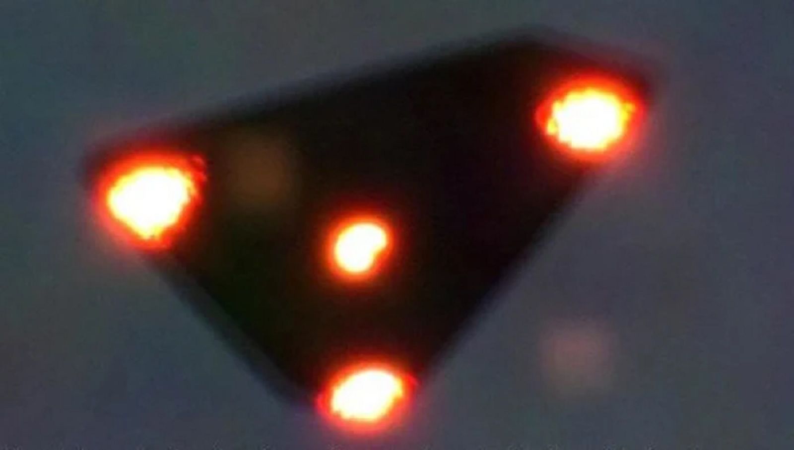 The best photos and sightings of UFOs captured on film photo 17