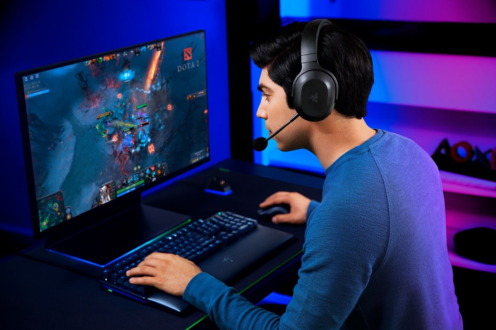 Razer wants to give gamers more freedom with the Barracuda X Wireless headset photo 2