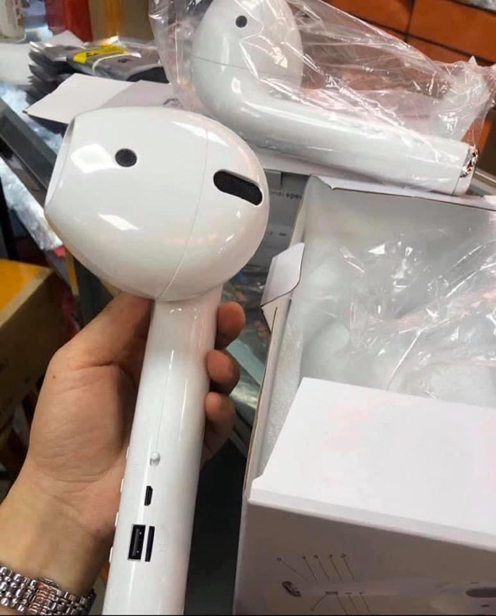 Some of the least aesthetically pleasing products and photos you'll ever see photo 29