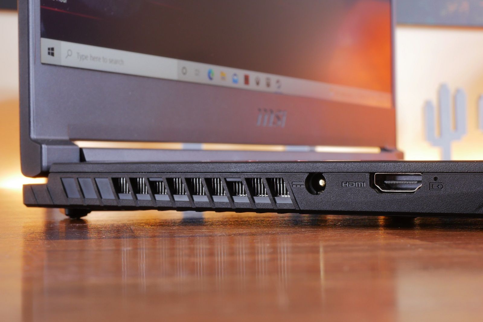 MSI GF65 Thin gaming laptop ports photo 3