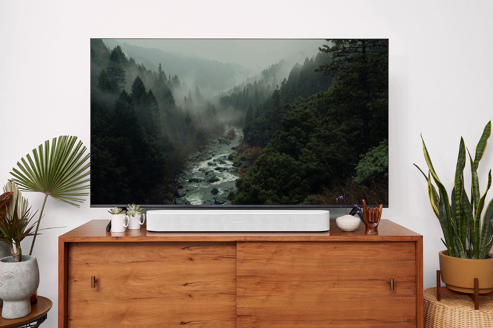 Sonos new Beam soundbar has Dolby Atmos support, updated grille and HDMI eARC photo 1