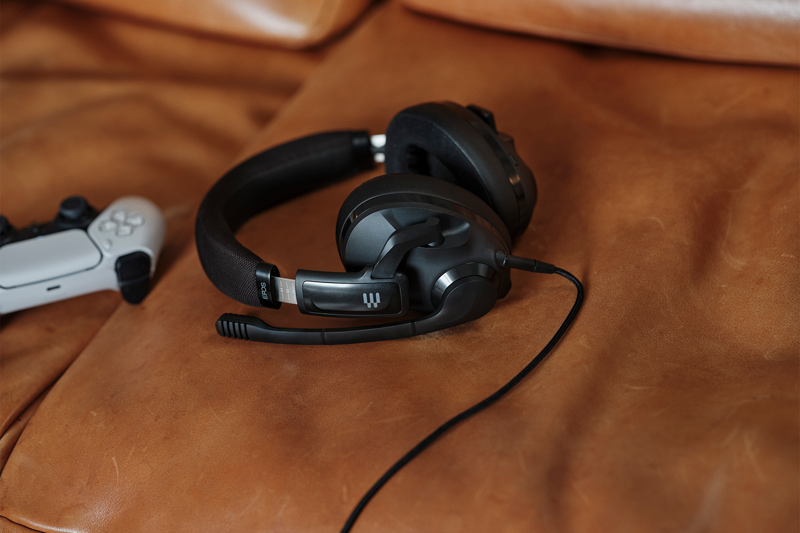 EPOS adds Bluetooth audio to its wired H3 Hybrid gaming headset photo 1