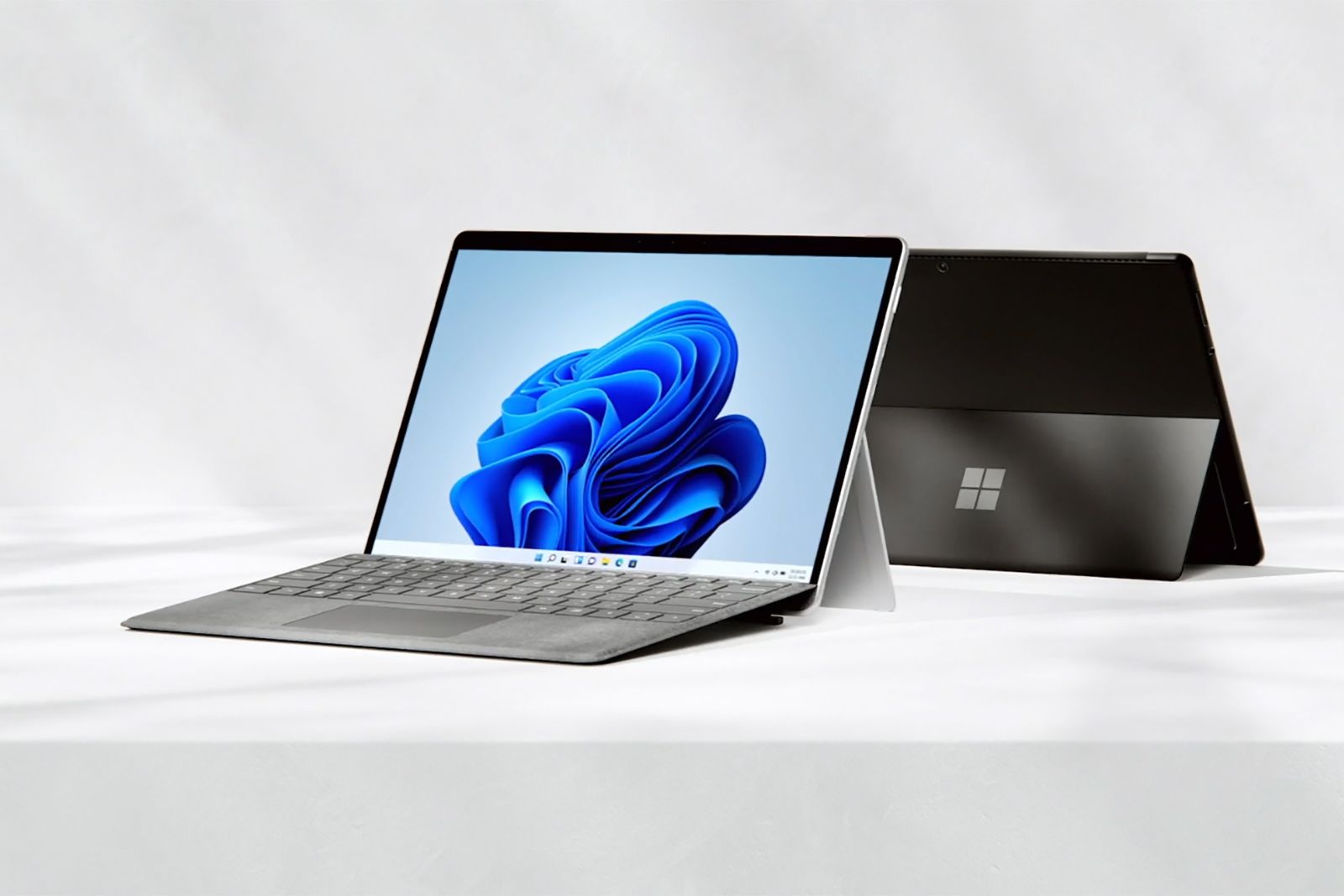 Microsoft Surface Pro 7 vs Surface Pro 8 What's the difference? photo 1