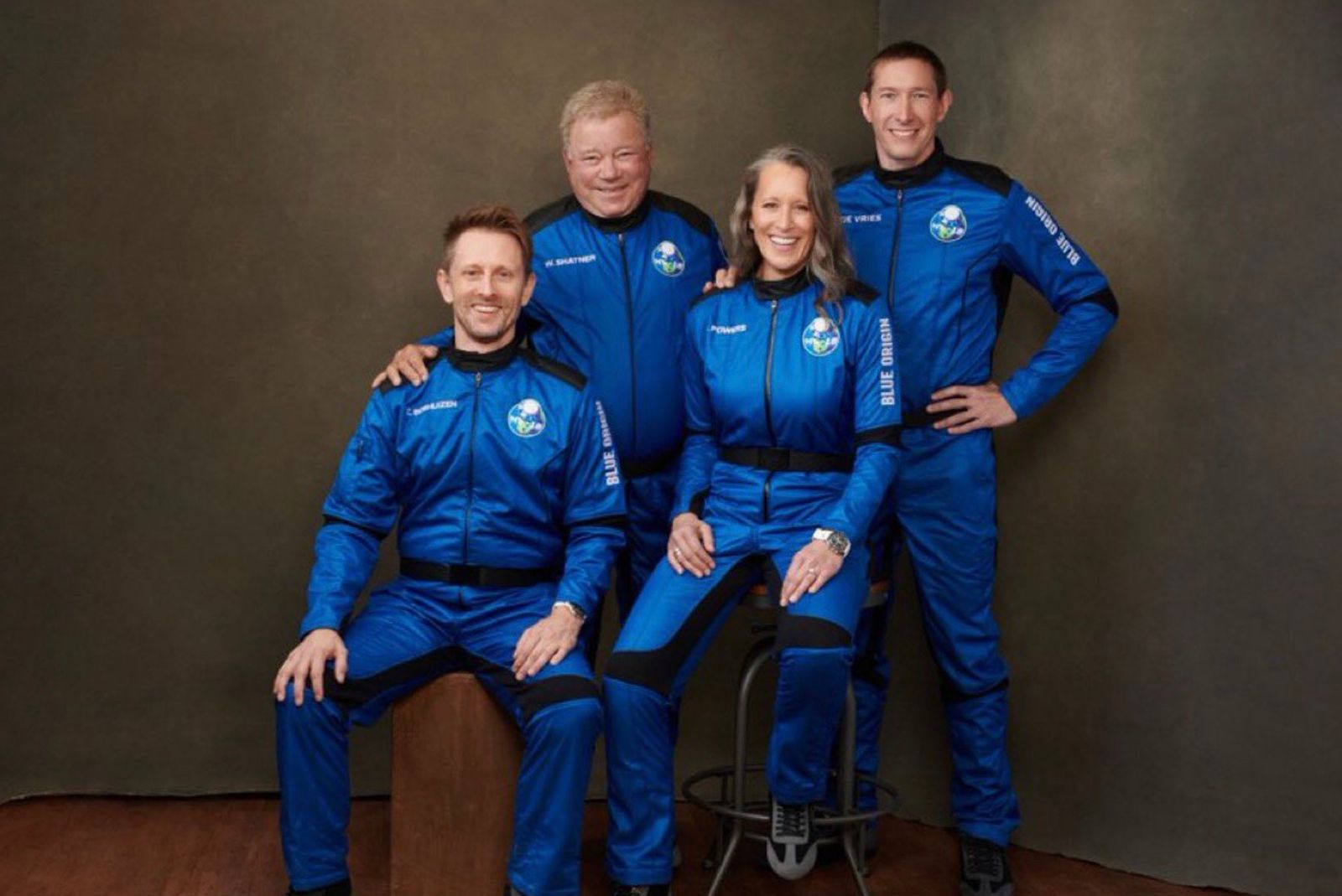 Watch Blue Origin send William Shatner to space on the New Shepard rocket photo 2