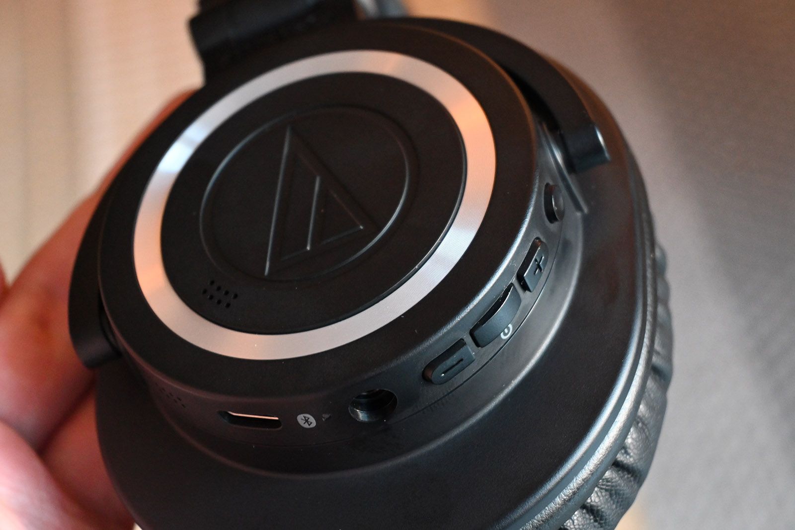 Audio-Technica MX50xBT2 headphones review photo 8