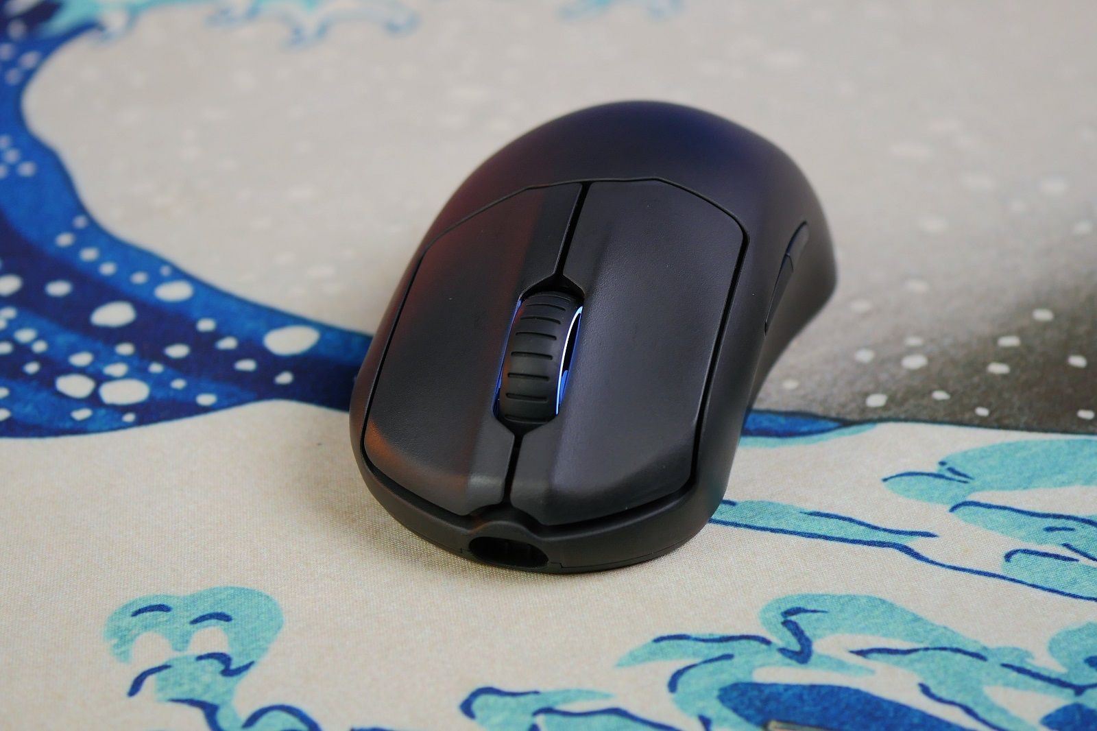 SteelSeries Prime Wireless gaming mouse review photo 3