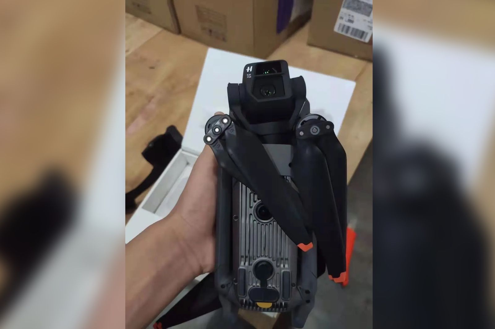 DJI Mavic 3 leak reveals beefier design photo 1