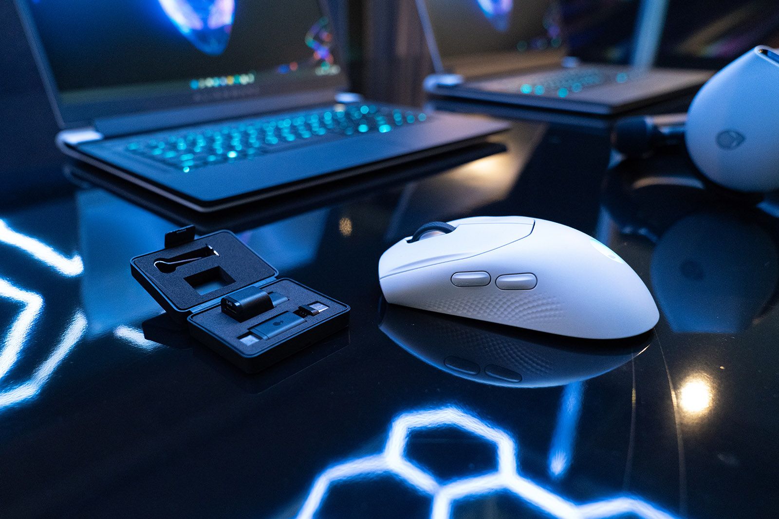 Alienware announces new tri-mode peripherals for flexible gaming photo 1