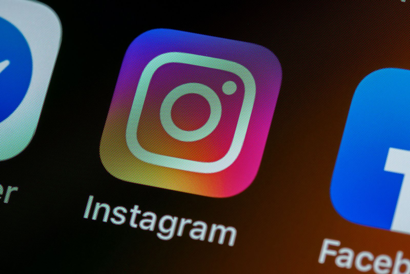 New Instagram feature might let you customise your profile grid aesthetic photo 1
