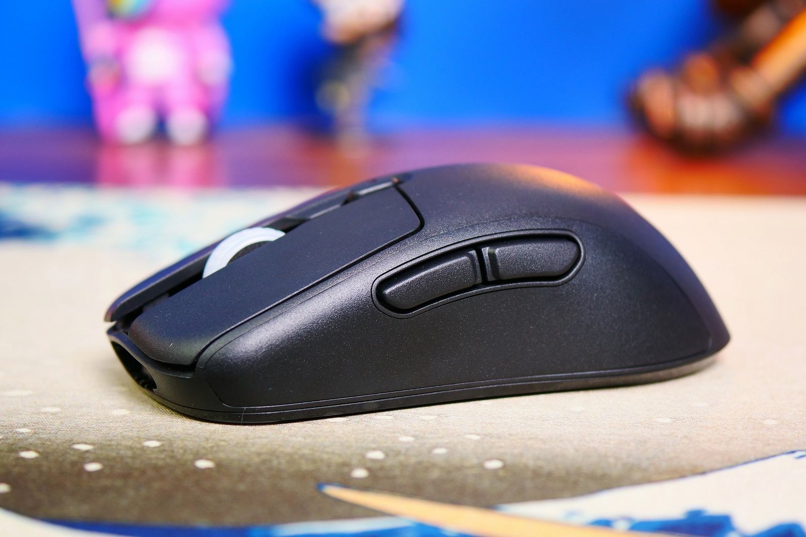 Fnatic Bolt gaming mouse review photo 2