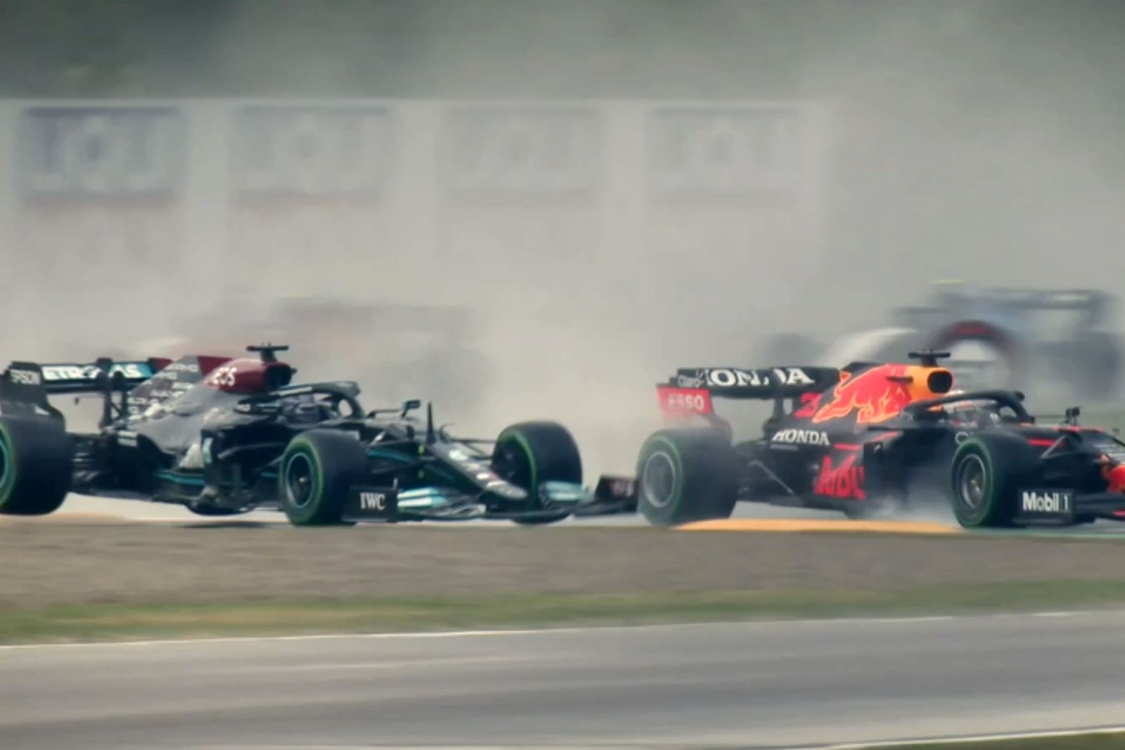 How to watch Duel: Hamilton vs Verstappen photo 2