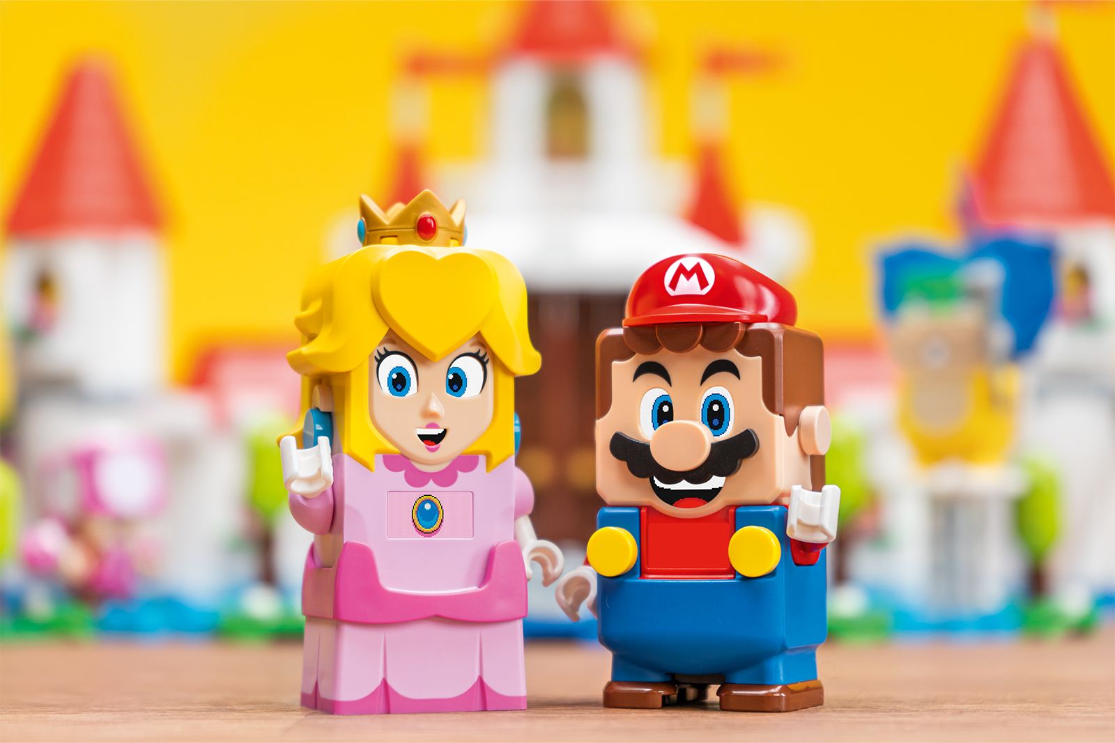 Peach to join Lego Super Mario photo 6