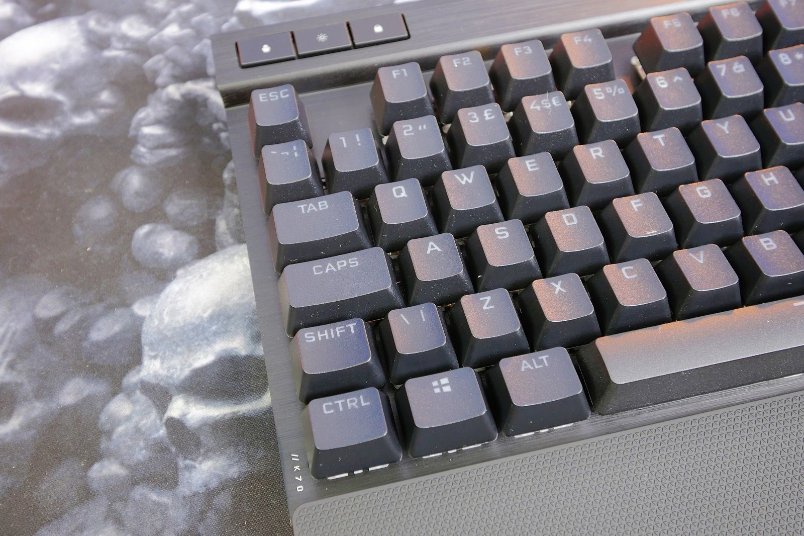 Corsair K70 RGB Pro keyboard review photo 10