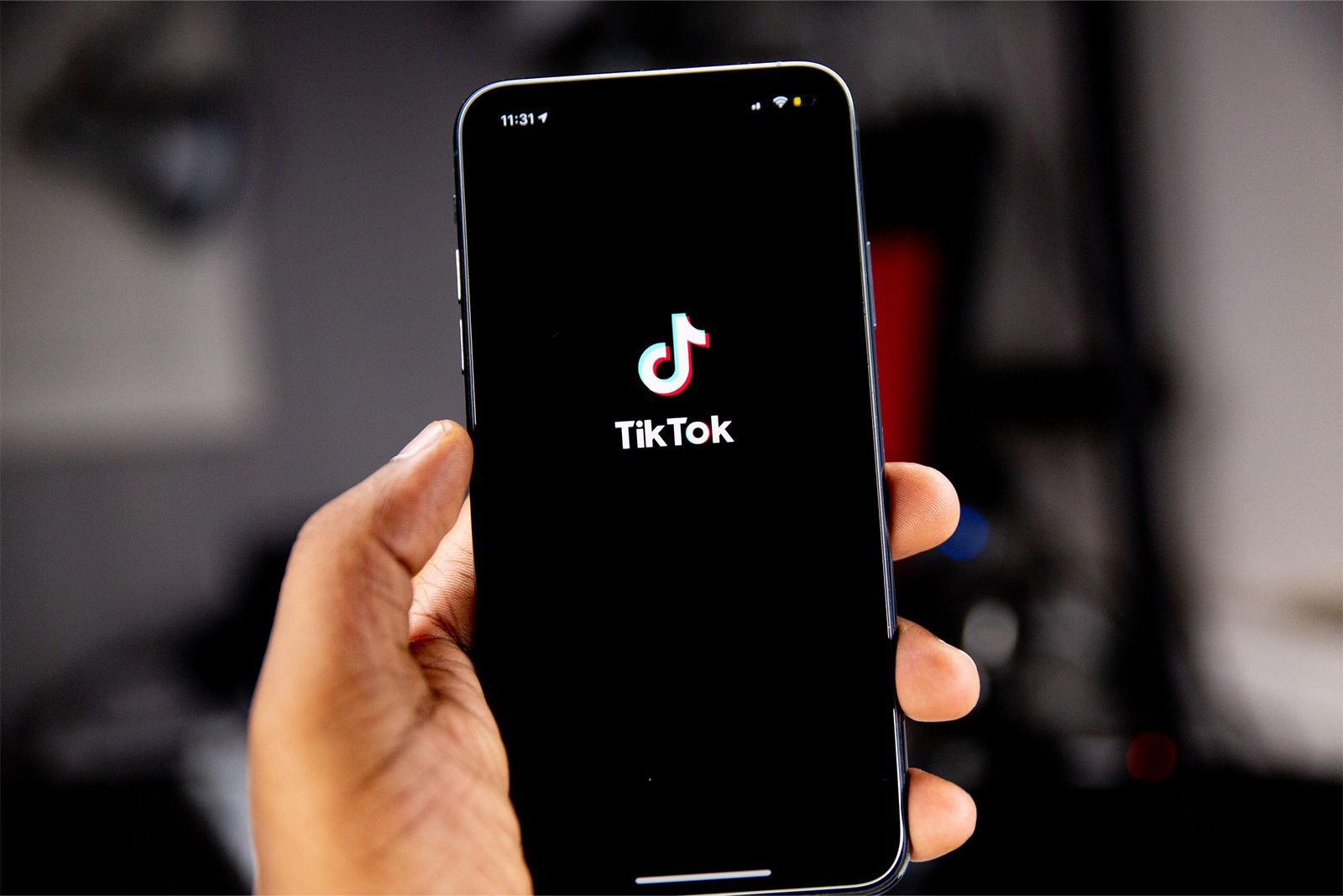 How to add Giphy GIF clips to your TikTok video photo 1