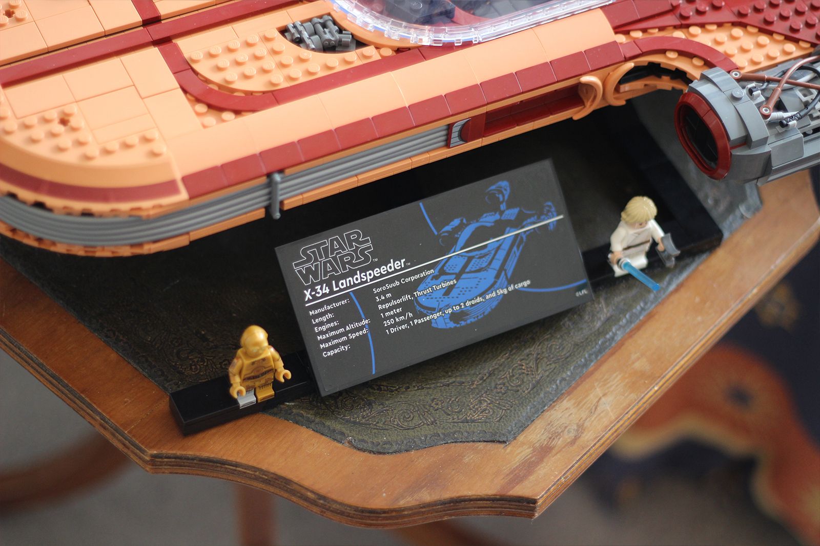 Lego unveils Luke Skywalker's Landspeeder in more detail than ever photo 5