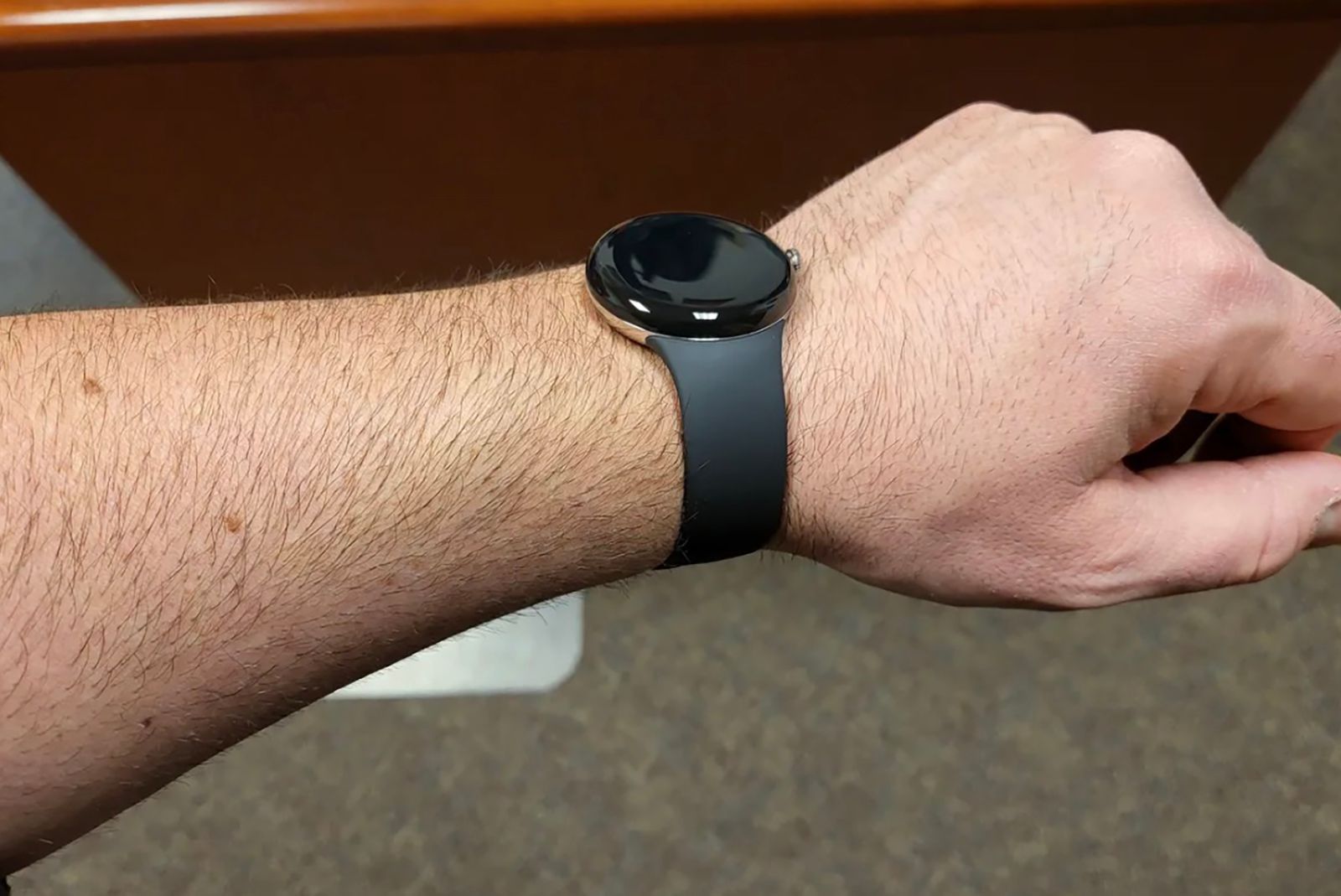 Google Pixel Watch leaks out again: See it pictured on a wrist photo 1