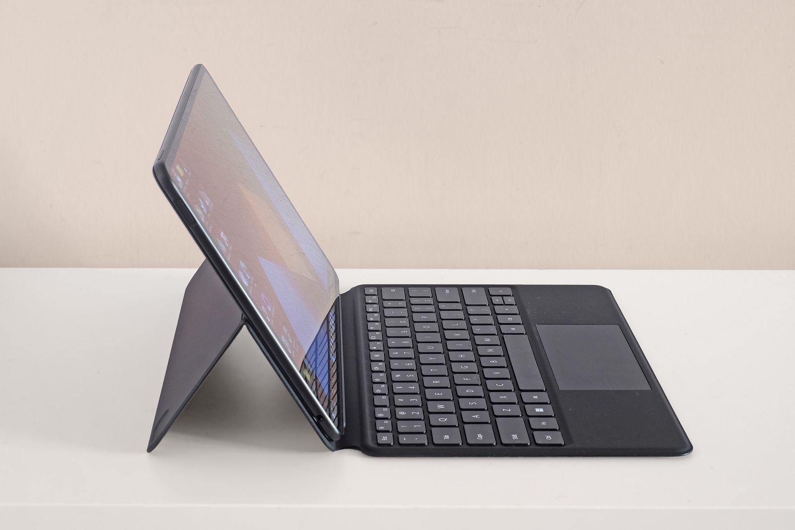 Huawei MateBook E: híbrido entre tablet y portátil con Windows 11