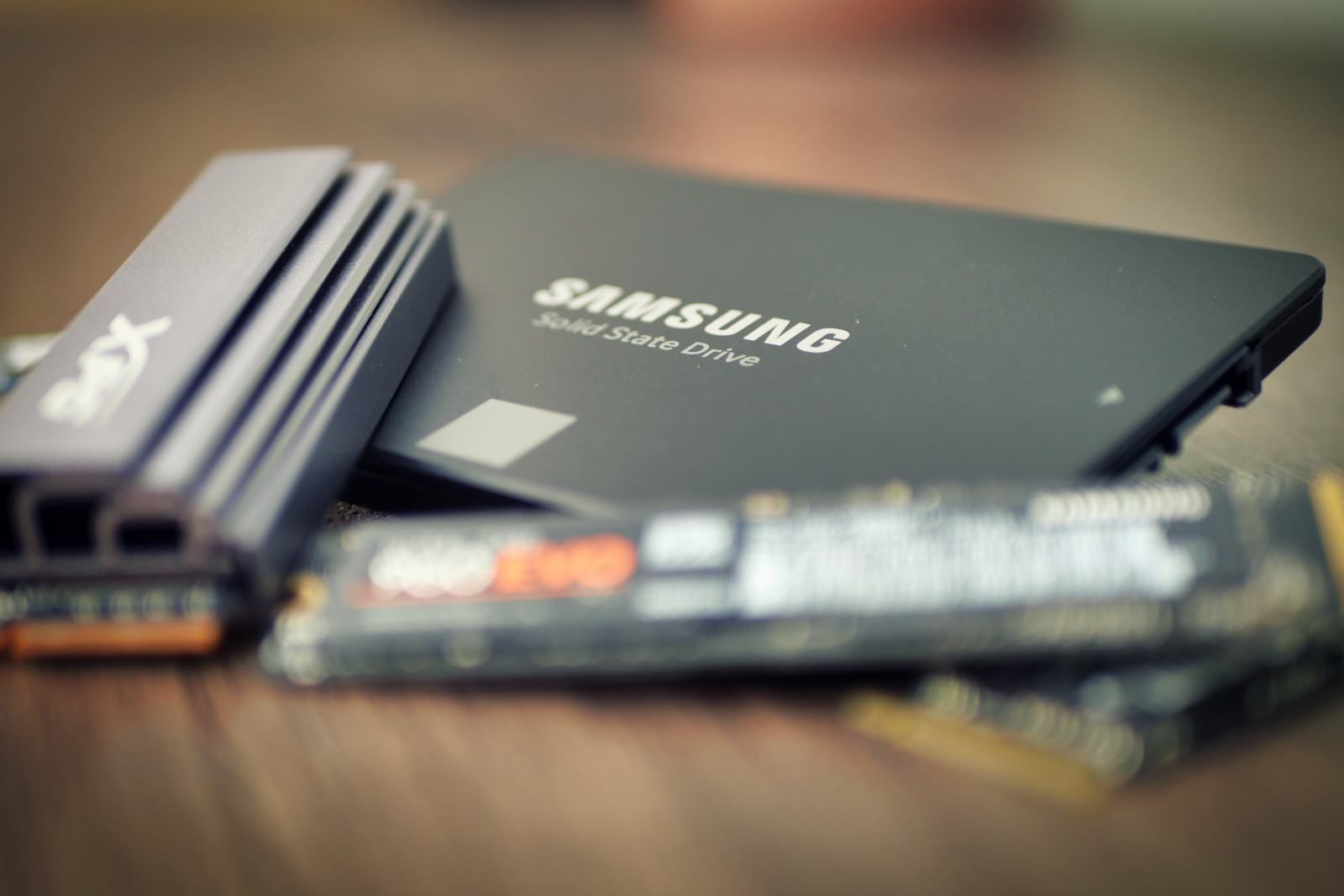 How to install an SSD in gaming PC