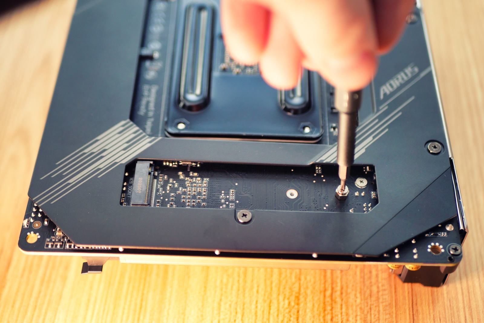 How to install an SSD in a gaming PC photo 23