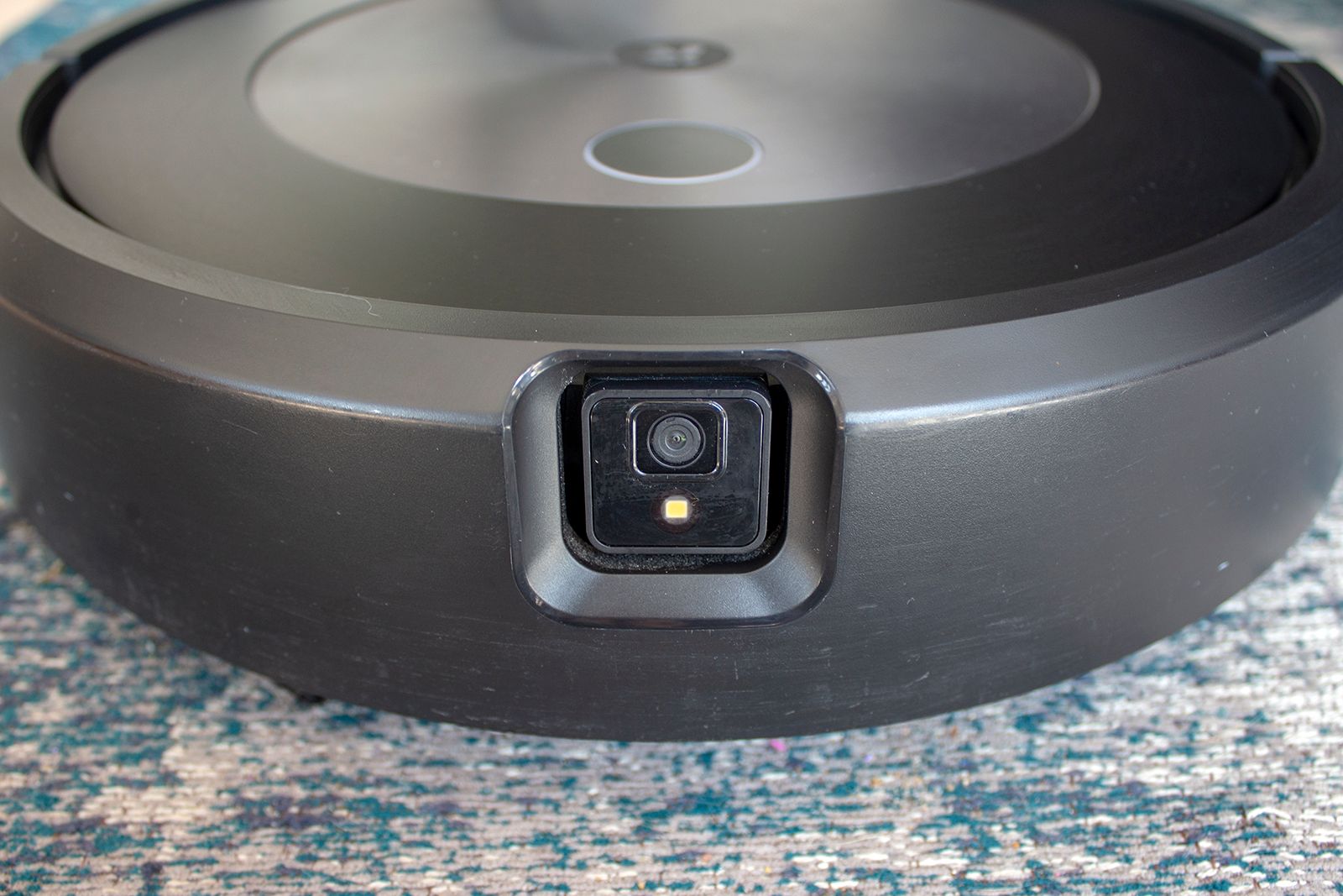 iRobot Roomba J7+ product shots photo 12