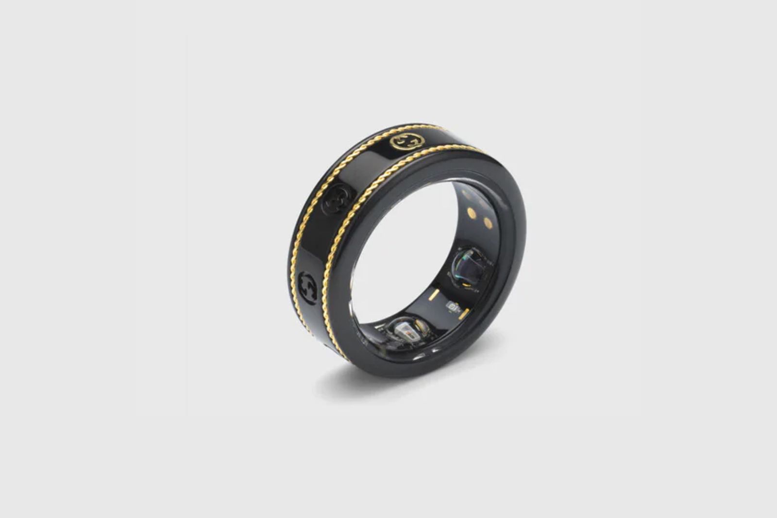 There's a Gucci version of the Oura Ring that costs £820/$950 photo 6
