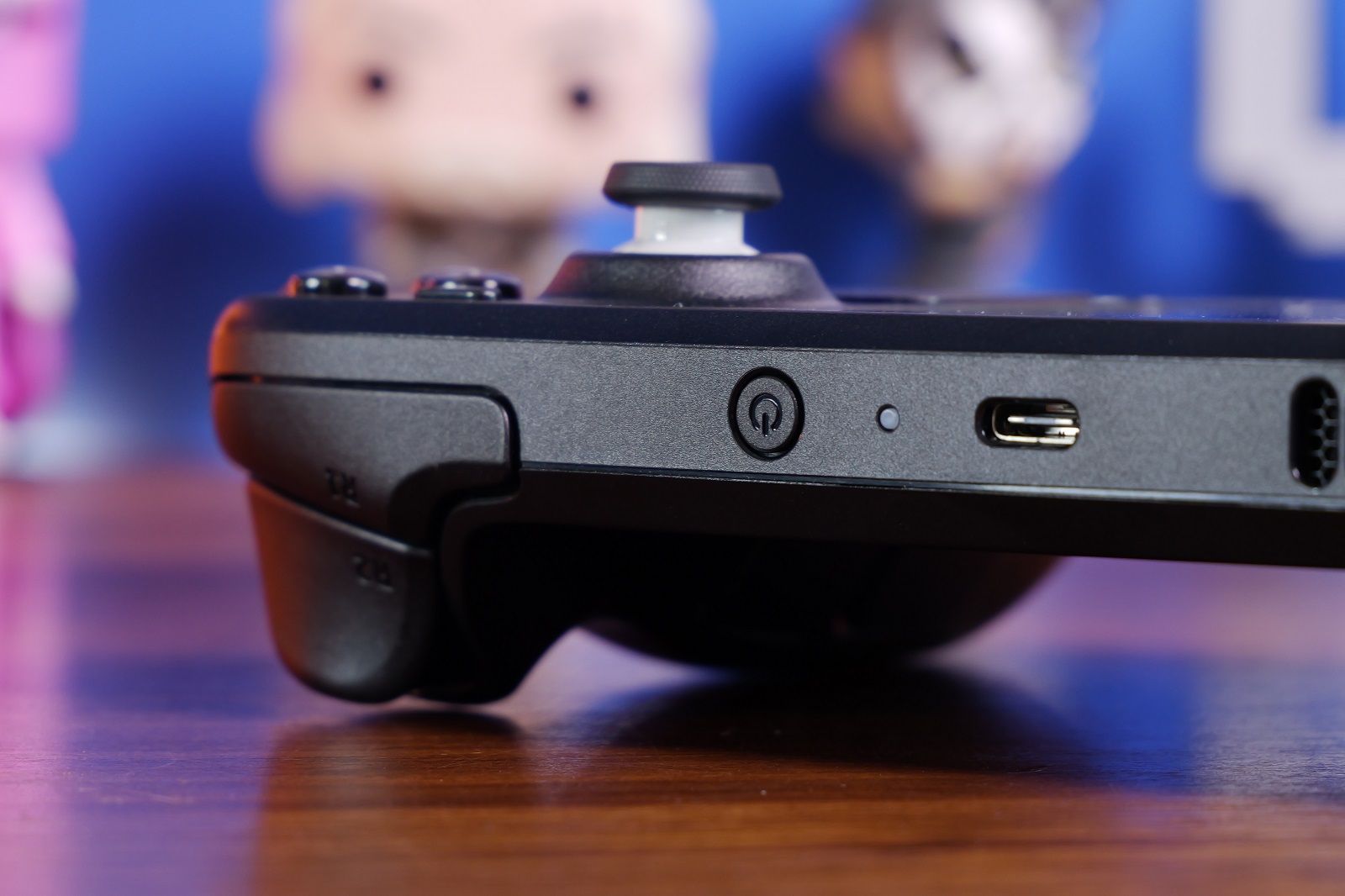 Valve Steam Deck review controls photo 9
