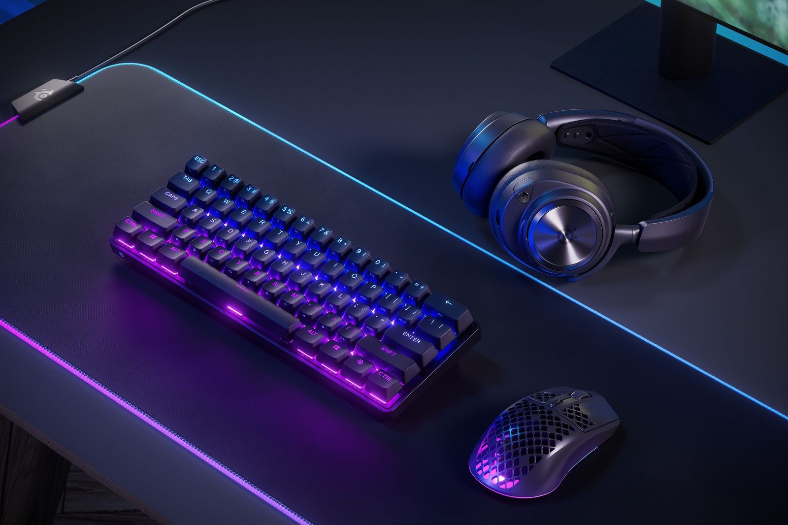 SteelSeries has shrunk the apex pro photo 1