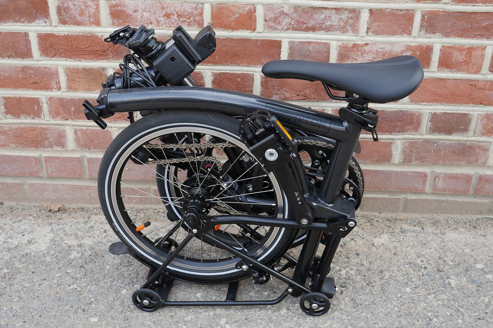 Brompton Electric P Line review: Lighter if not faster photo 8