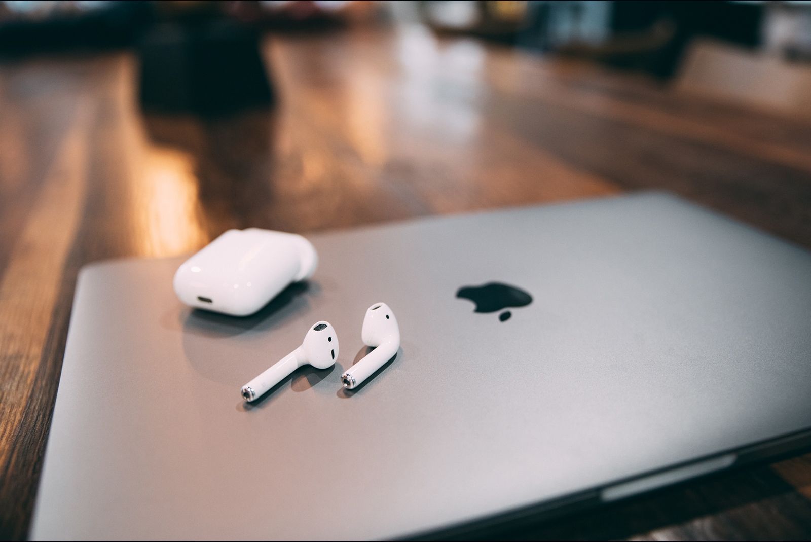Use AirPods with your Mac photo 1