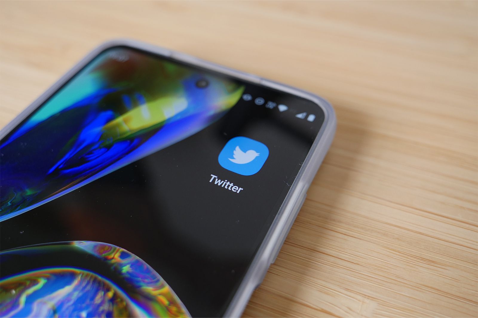 Twitter working on adding photos, videos and GIFs to same Tweet photo 1