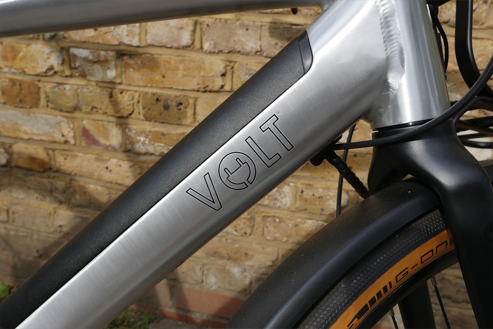 Volt London ebike review: Reaching cruising speed photo 11