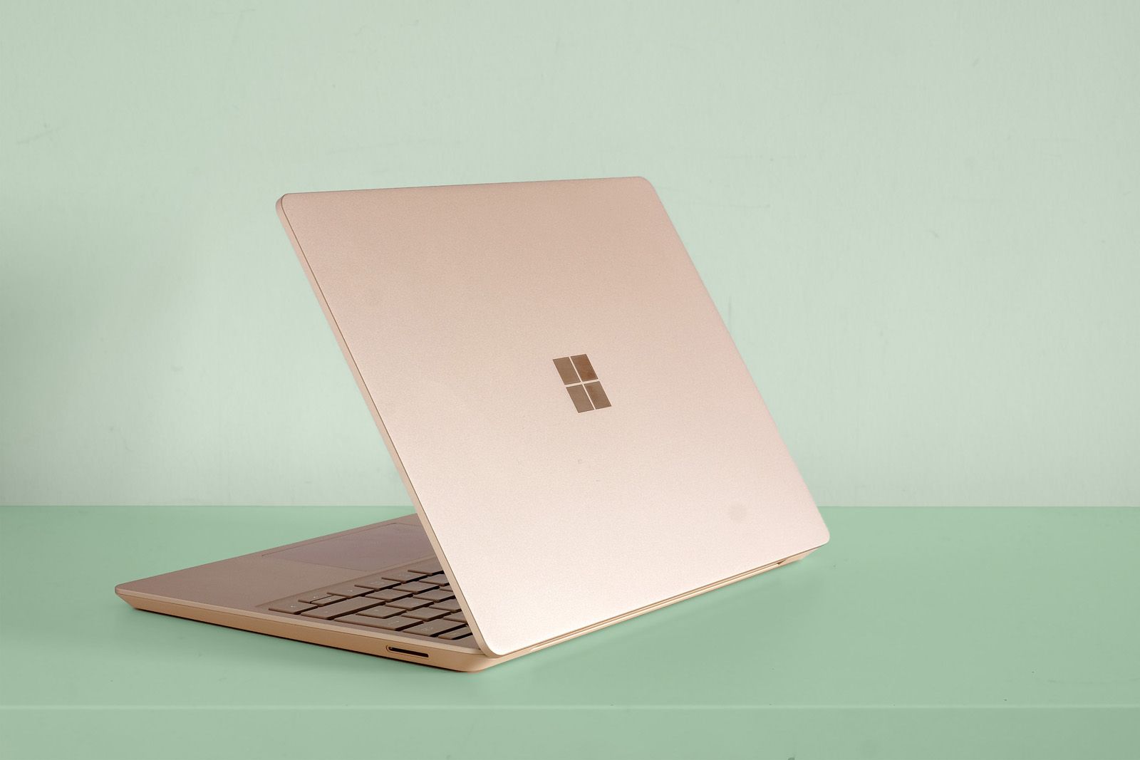 Microsoft Surface Laptop Go 2 review: Surface charm