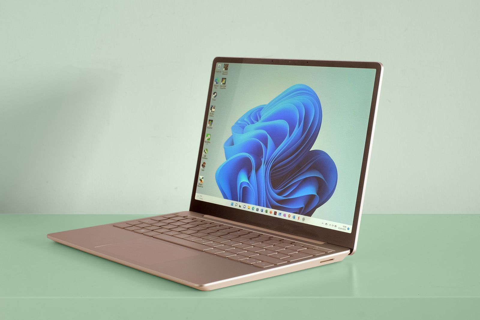 Microsoft Surface Laptop Go 2 photo 7