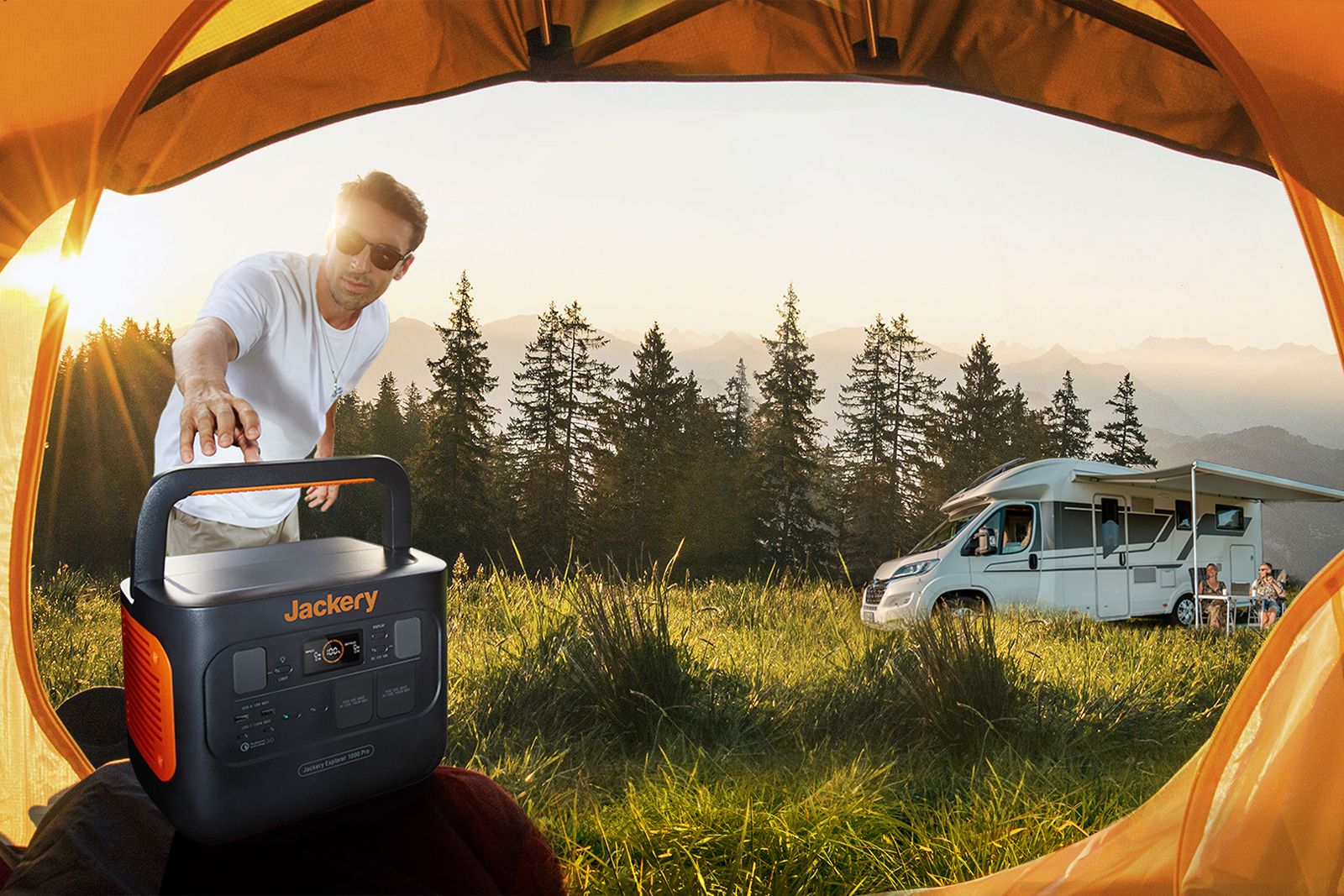 The speed of sunlight: New Jackery Solar Generator 1000 Pro enables fast solar charging photo 2