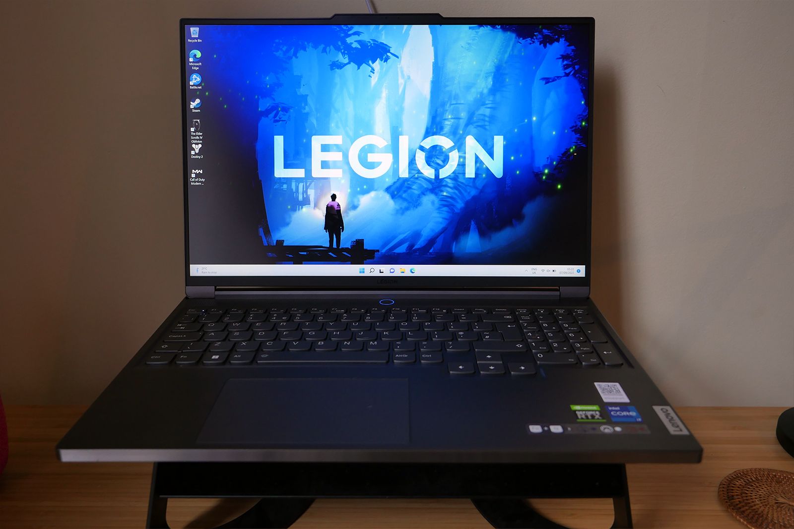 Lenovo Legion Slim 7i Gen 7 review: A lighter way to play photo 4