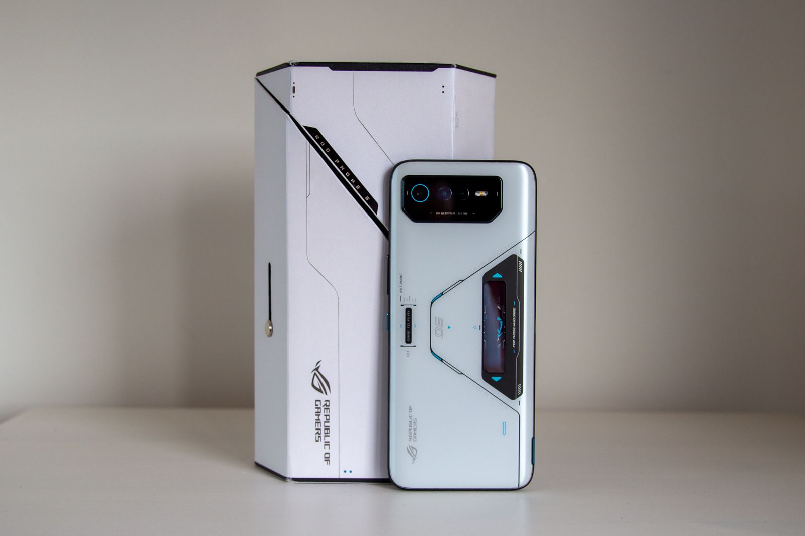 ROG Phone 6 Pro review photo 3