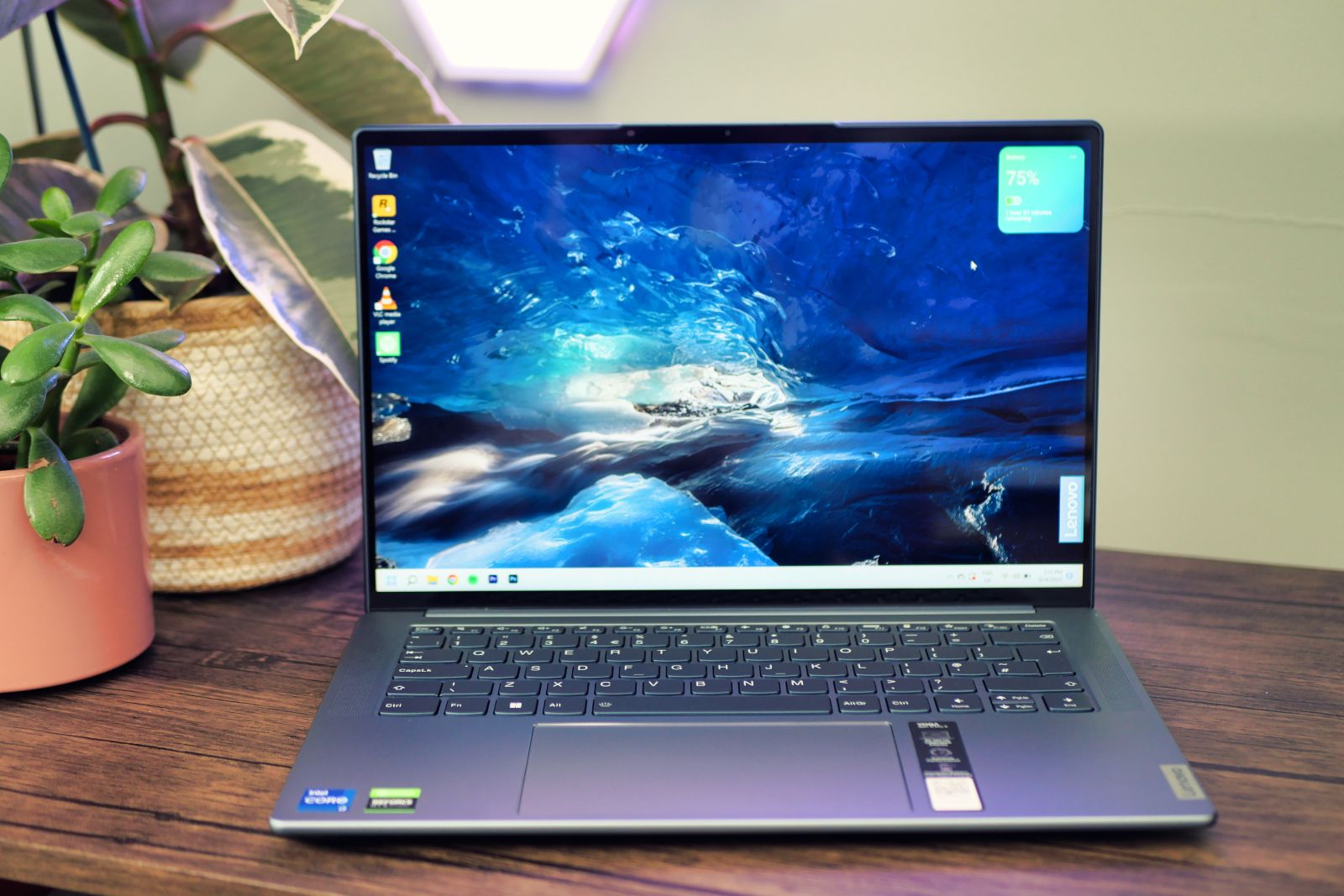 Lenovo Yoga Pro 7 14 review - The almost perfect ultrabook with AMD Zen 3+  -  Reviews