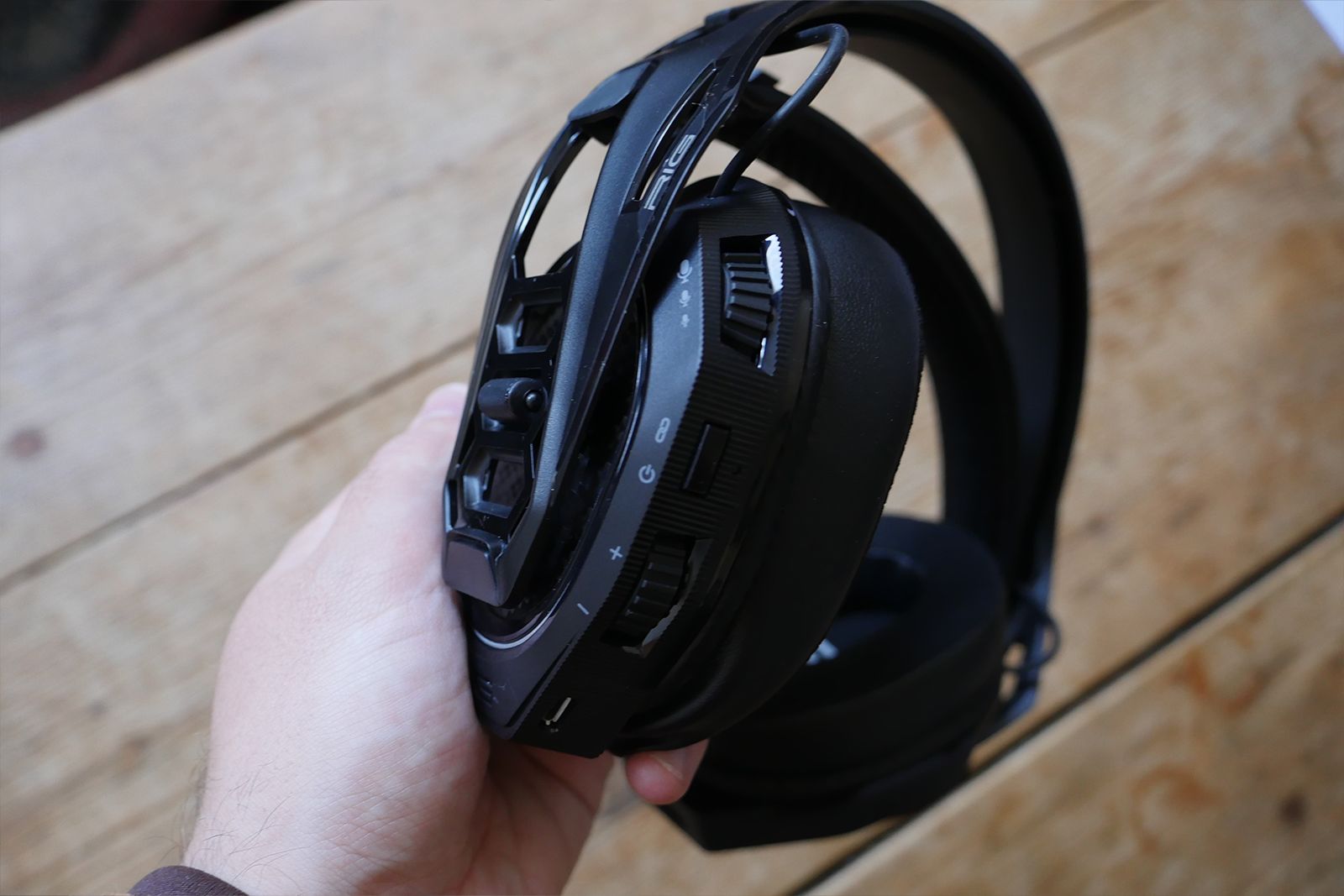 RIG 800 Pro HS headset review: Ready to dock photo 6